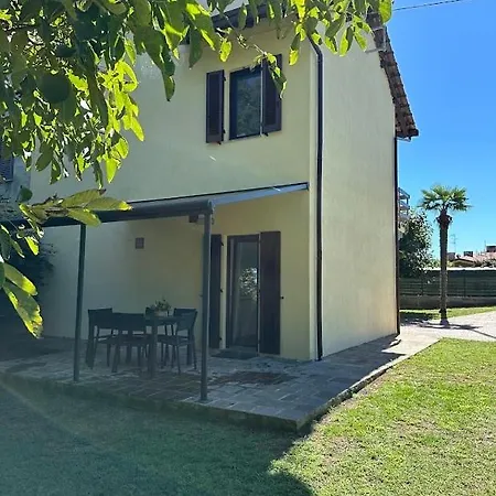 Residenza Alloro Holiday home *